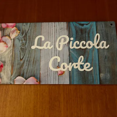 La Piccola Corte Lägenhet