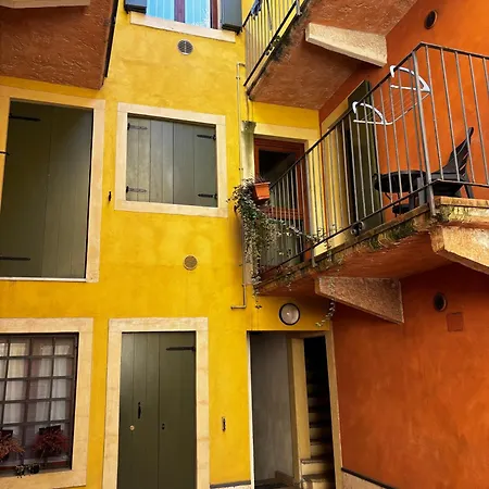 La Piccola Corte Appartement *